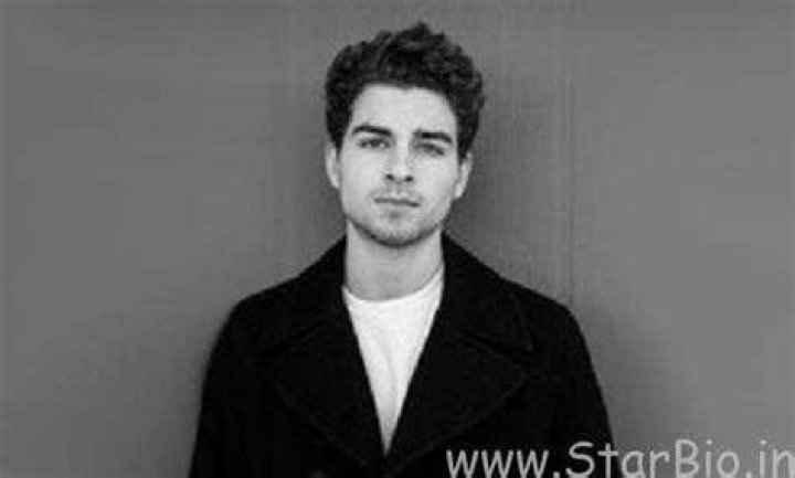 Cameron Smoller Bio (Wiki)