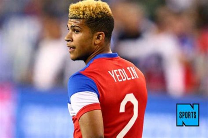 How Much Is DeAndre Yedlin Worth?