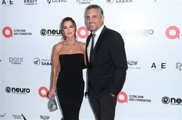 Meet Kyle Richards, Mauricio Umansky's Sister: Discover The Untold Story