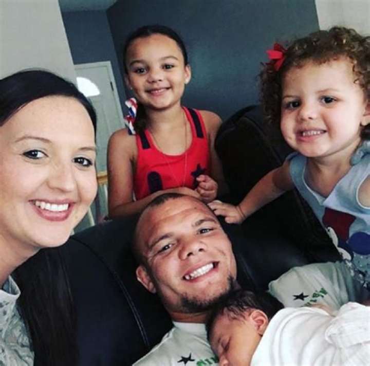 Meet Mother Dixie Tonacchio Father And Family |