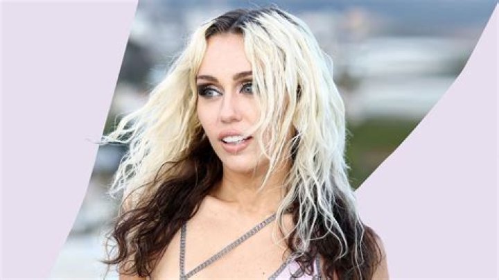 Miley Cyrus has entered a new hair era (Hannah Montana, is that you?)