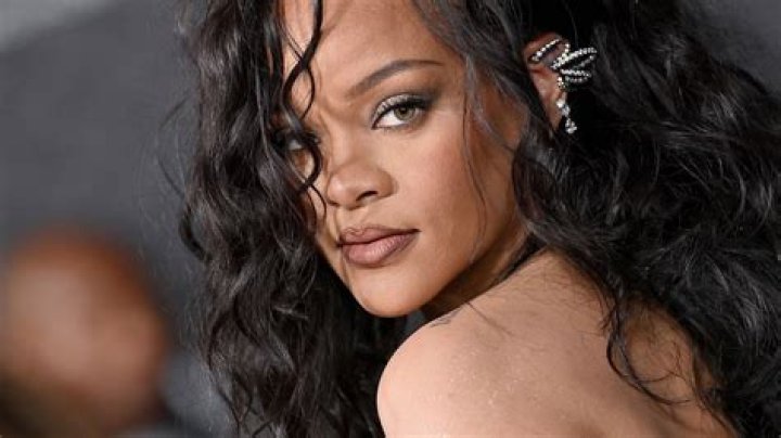 Rihanna's 10 best (and worst, if that's even possible) songs of all time ranked