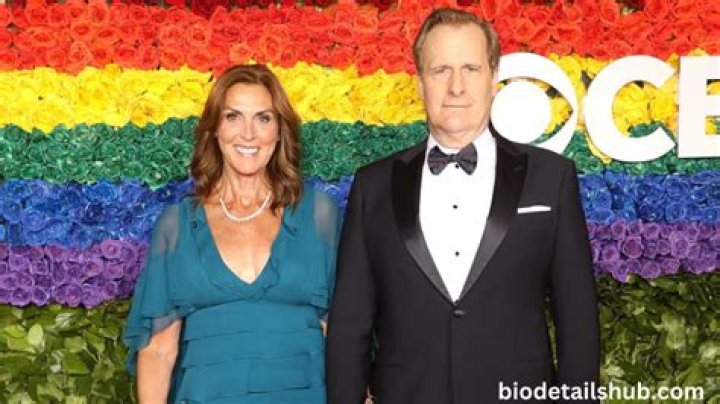 Unveiling Andrea Barber's Enduring Love Story: Discoveries And Insights