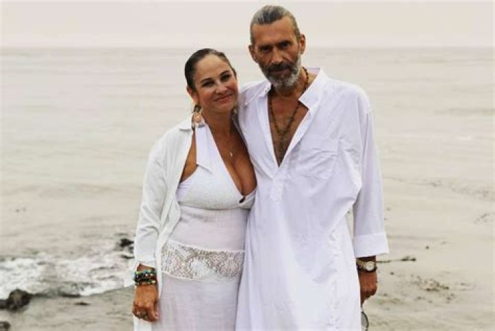 Who Are Periklis Nikolaos And Nicolette Karanikolaou? Stassie Karanikolaou Parents Family And Net Wo ·
